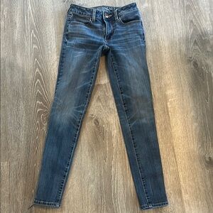 American Eagle Blue Jeggings with Medium Wash